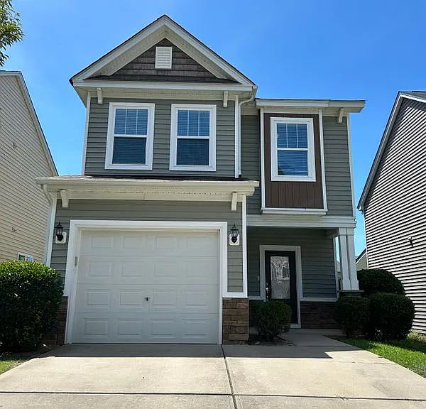 224 Jackstay Ct — Photo 1