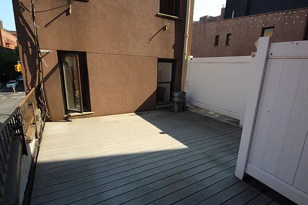 Rented by Waverly Realty Associates | media 16