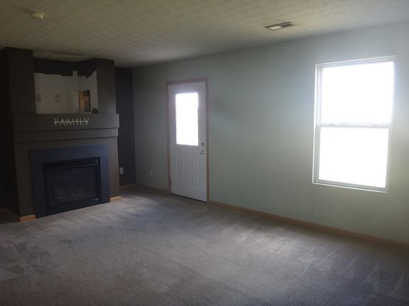 4th image of 4706 Grandover Dr