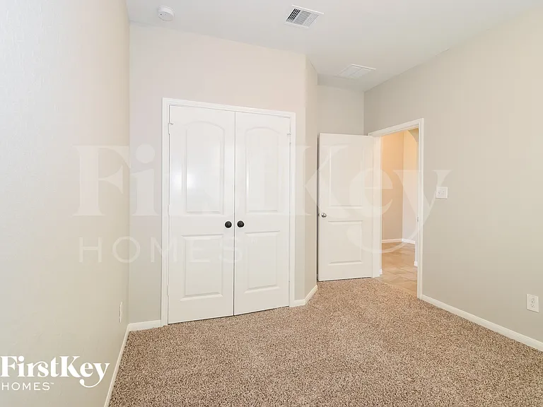 8423 Montego Bay Dr — Photo 12