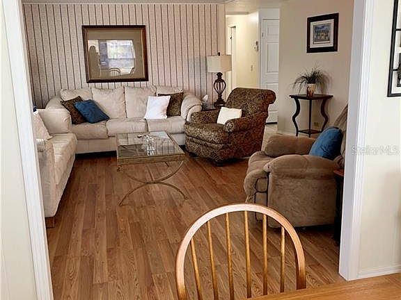 5th image of 34569 Gardenia Dr