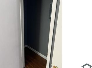 922 S Mission Rd, Wichita, KS 67207