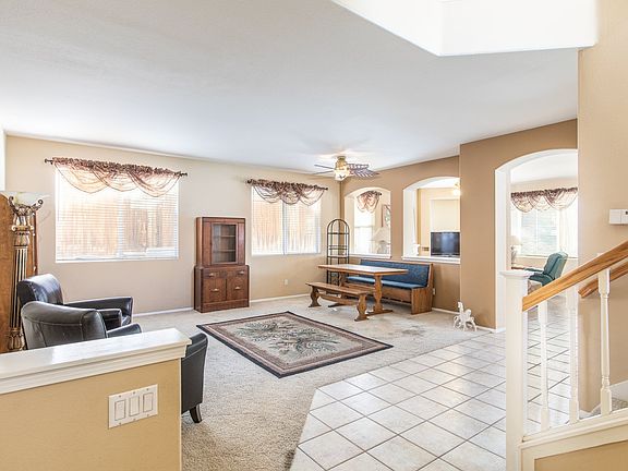 4th image of 20323 Aurora Ln