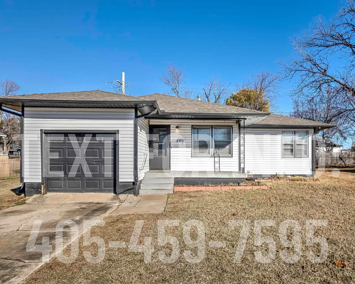 Building Photo - 1685 W Jones Ave