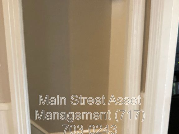 4th image of 59 Walnut St