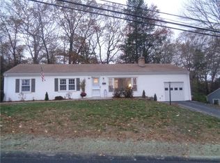 153 Diamond Hill Rd, Warwick, RI 02886