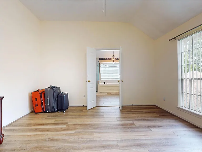 9222 Symphonic Ln — Photo 35