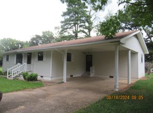 905 Kemp Rd, Martin, TN 38237