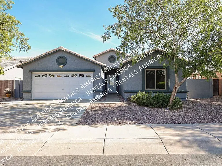 9714 W Heber Rd — Photo 2