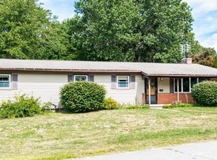 4 Knollwood Rd, Leicester, MA 01524