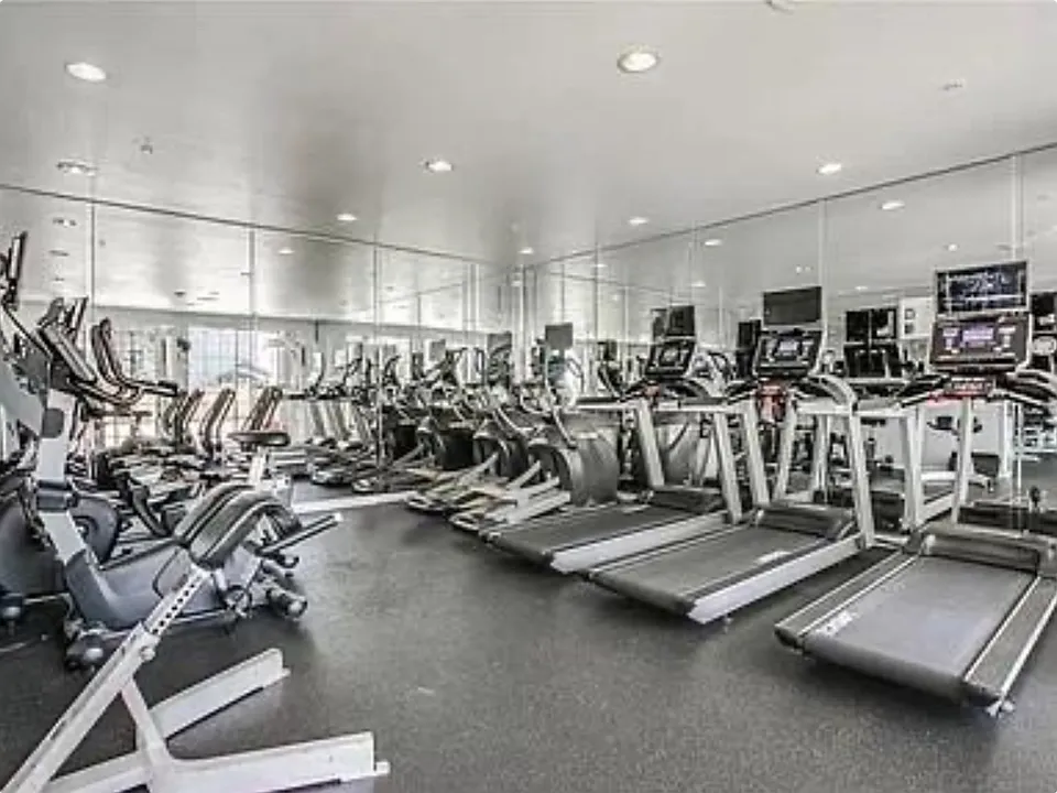 3225 Turtle Creek Blvd #310B