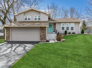 147 Wedgewood Way, Bolingbrook, IL 60440