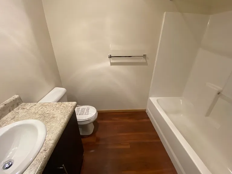 The Sinclair Apartments — Photo 17