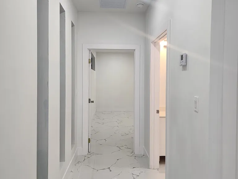 590 Ragan Dr — Photo 11