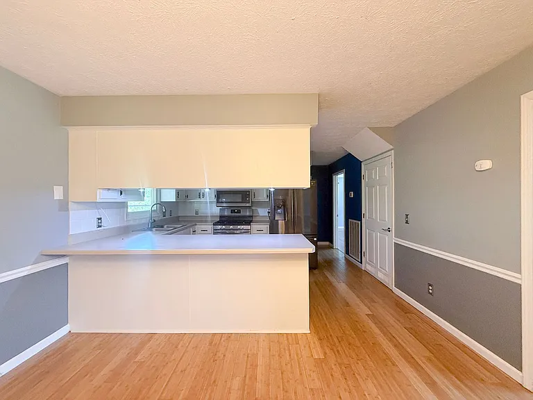 3339 Riveroaks Dr — Photo 8