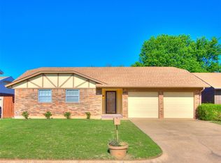 1117 N Southminster St, Moore, OK 73160