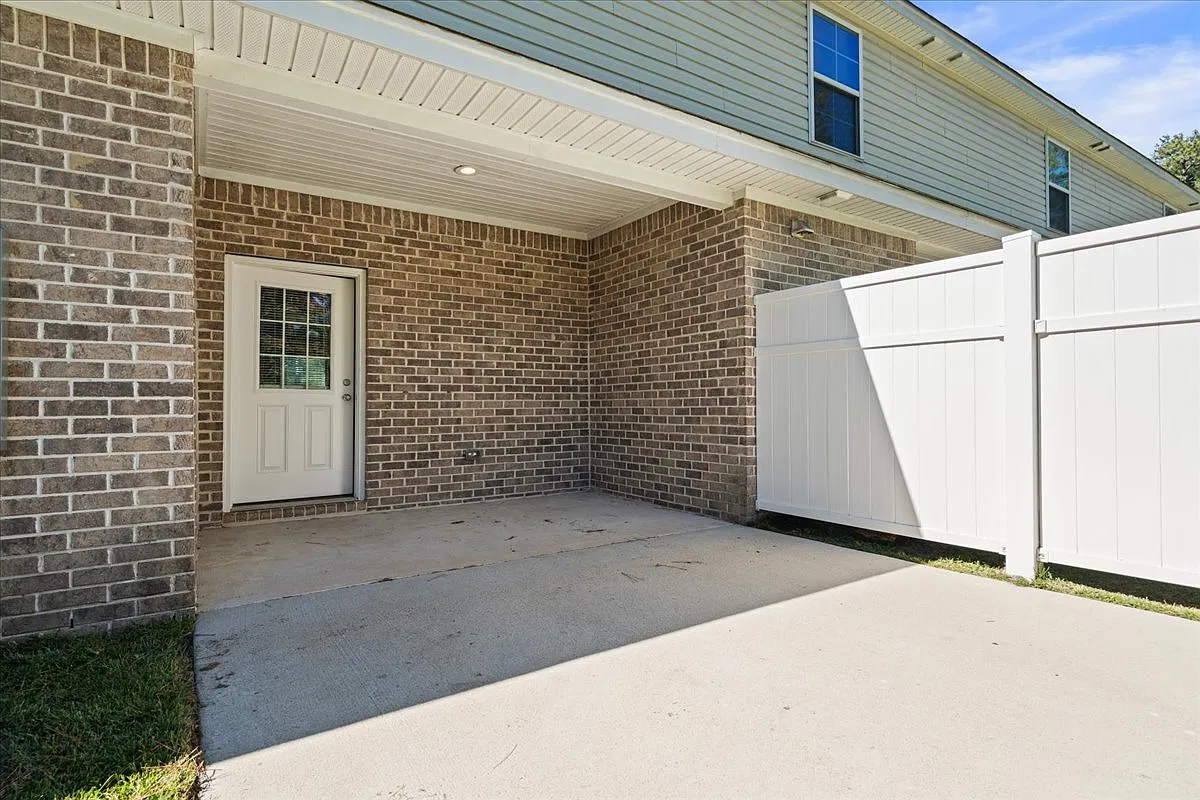 3552 Texas Road - K — Photo 2