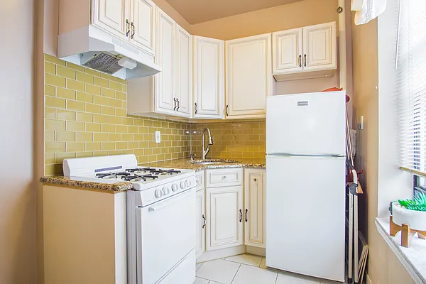 Sold by E House Realty & Management Inc. | media 5