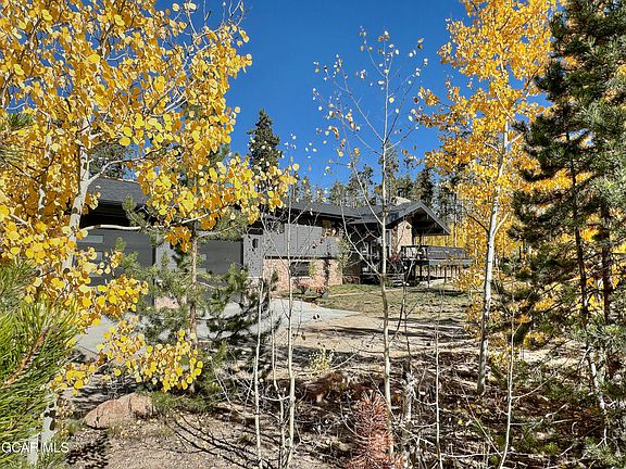 3rd image of 682 Forest Trail