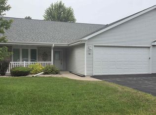 82 Queens Way, Fond Du Lac, WI 54935