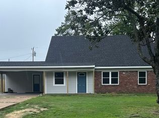 1569 Moss Point Dr, Southaven, MS 38671