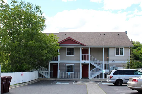 422 NE Maiden Ln #8 Photo 1
