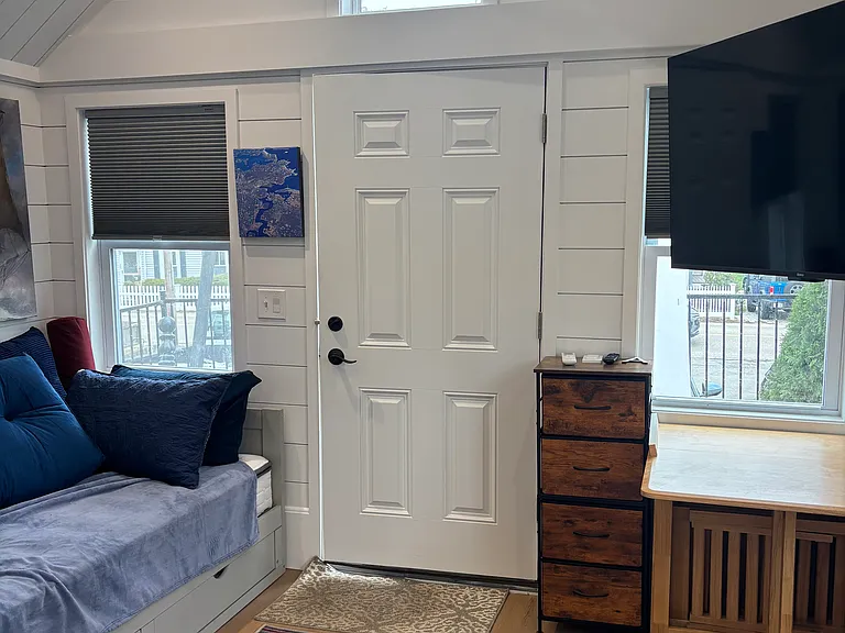 20 Pleasant St — Photo 13