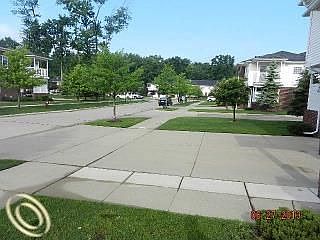 3rd image of 5535 Twin Oaks Dr
