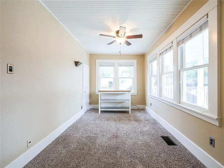 4616 Swiss Ave #B — Photo 11