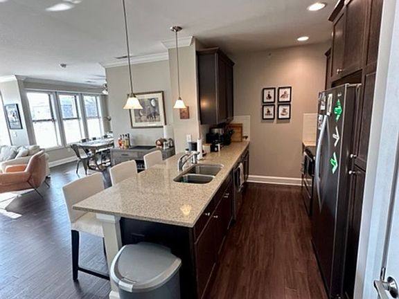 2nd image of 1378 King Ave APT 207