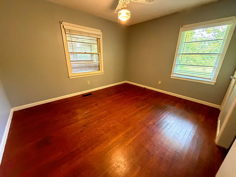 1314 McRee Dr — Photo 21