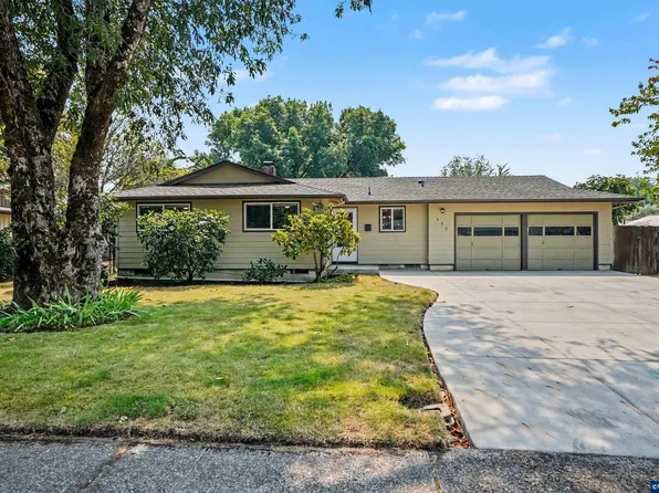 970 NW Cypress Ave, Corvallis, OR 97330