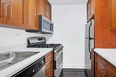 Rented by (Legacy) Elegran