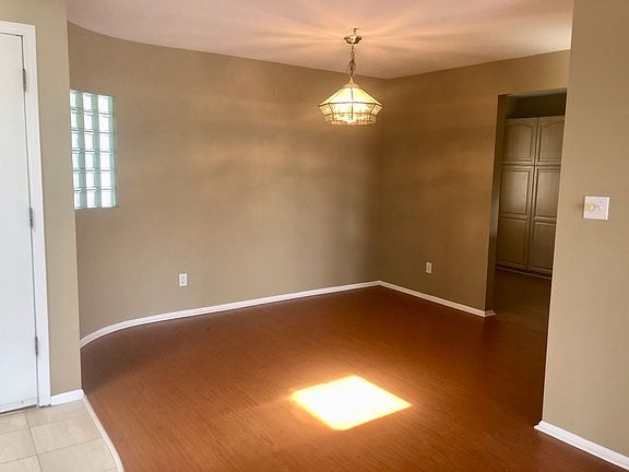 5th image of 7580 Columbia St #402