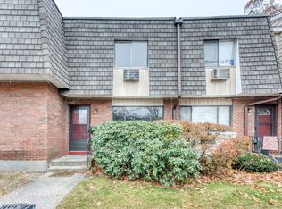 Chateau Woods, Windsor, CT 06095