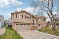 Aquila Ave-S2011-001.jpg