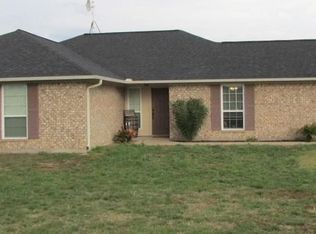1220 Hill Valley Dr, Stephenville, TX 76401