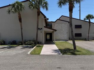 7273 Cloister Dr #121, Sarasota, FL 34231