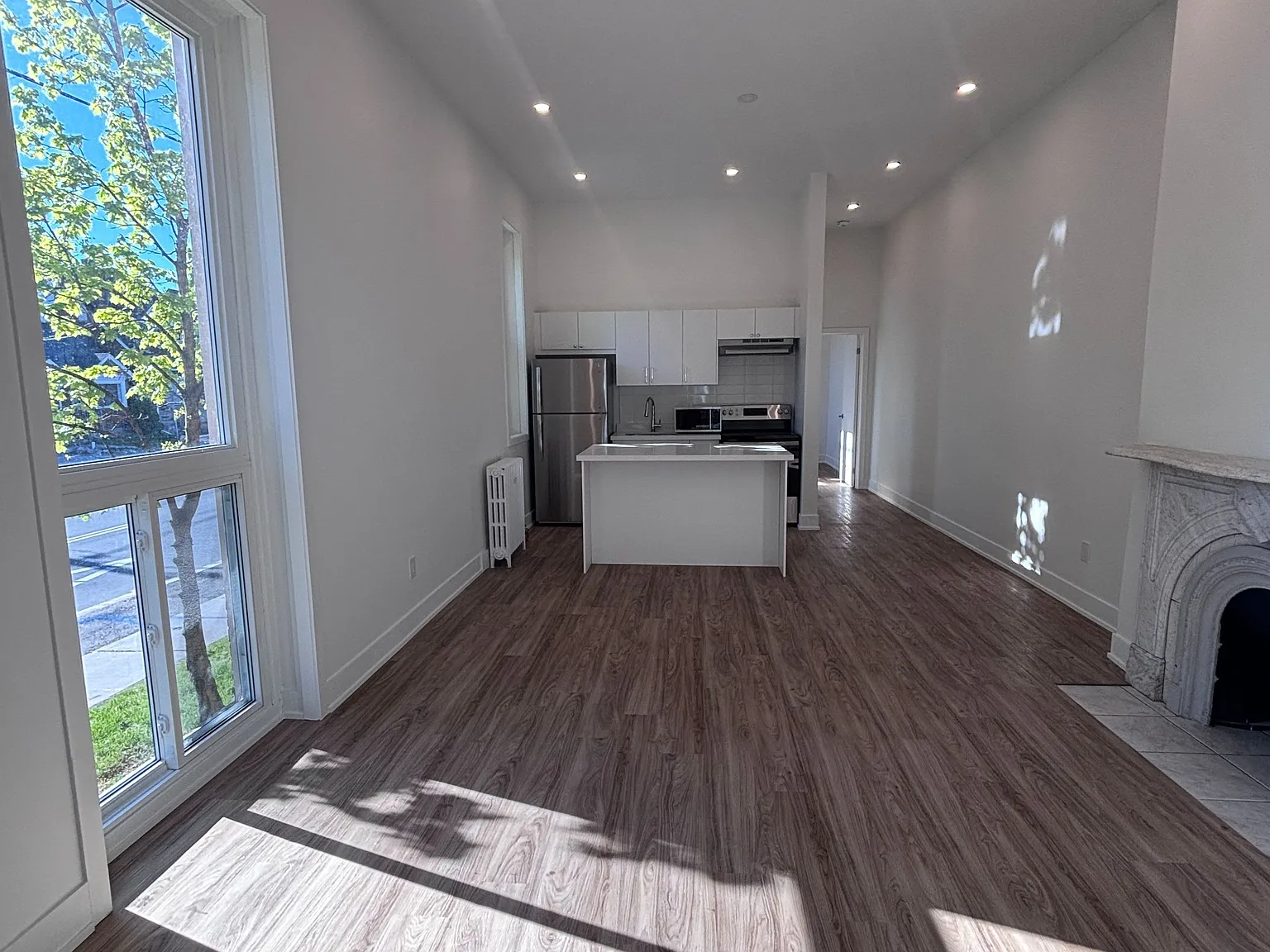 2 bed, $2,100 — Photo 3