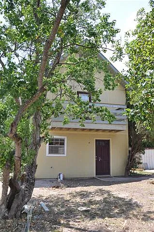 608 Peyton — Photo 1