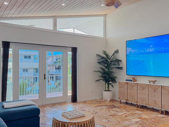 5th image of 136 Plantation Shores Dr