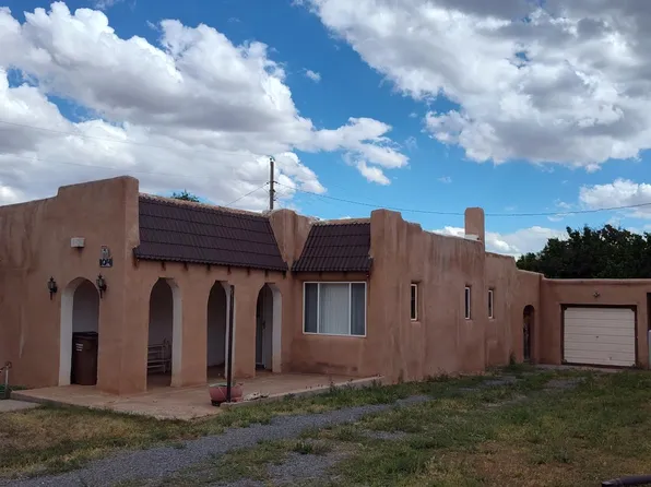 104 3rd St, Mountainair, NM 87036