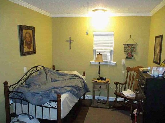 2nd image of 1301 Turner Dr