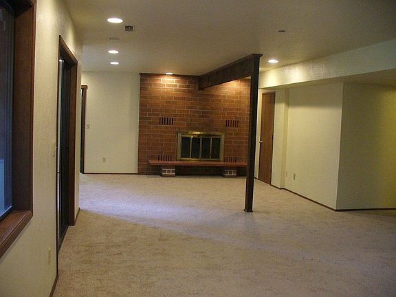 5th image of 15805 Nesika Bay Rd NE
