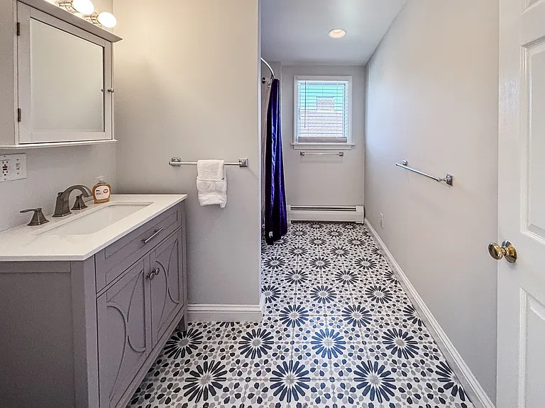 65-67 Saint James Cir #2 — Photo 22