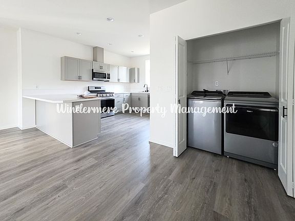 4th image of 1114 NW Dragonstone St