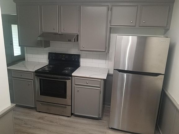 2nd image of 203 Bent Creek Cir S #A