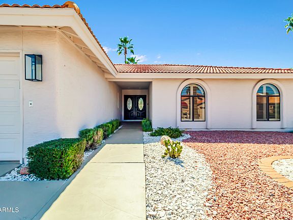 3rd image of 10831 E Sunnydale Drive