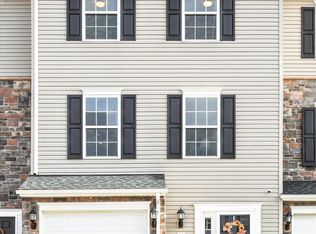 46 Holstein Dr, Hanover, PA 17331