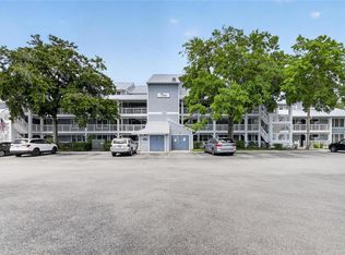2599 Dolly Bay Dr APT 305, Palm Harbor, FL 34684